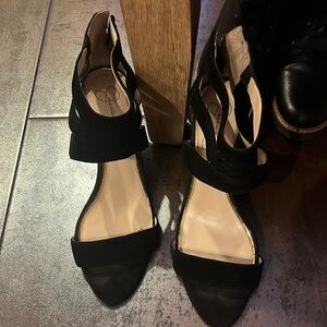 Jessica Simpson heels